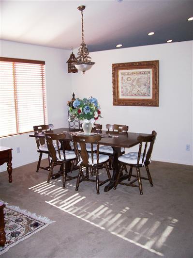 8415 E Sarnoff Ridge Loop, Tucson, AZ 85710 photo 3