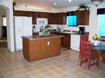 8415 E Sarnoff Ridge Loop, Tucson, AZ 85710 photo 2