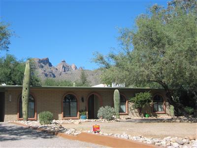 9351 E Walnut Tree Dr, Tucson, AZ 85749 photo 1