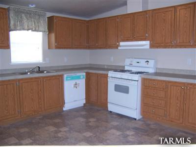 13677 S Hound Dog Rd, Vail, AZ 85641 photo 9
