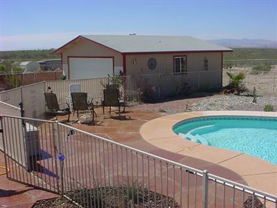 5530 E Hermans Rd, Tucson, AZ 85706 photo 2