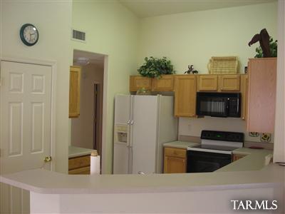10110 E Buttonbush Ct, Tucson, AZ 85748 photo 5