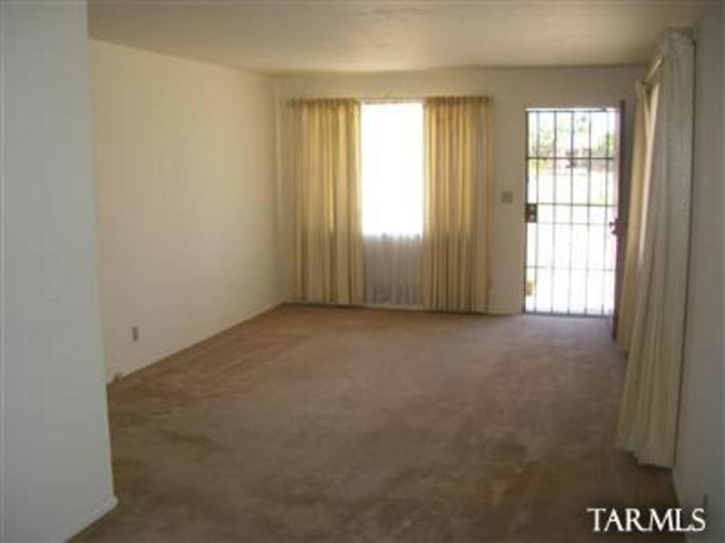 3265 E Silverlake Rd, Tucson, AZ 85713 photo 3