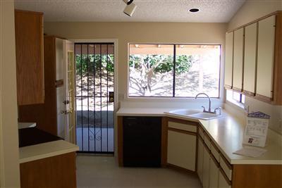 10045 E Gray Hawk Dr, Tucson, AZ 85730 photo 2