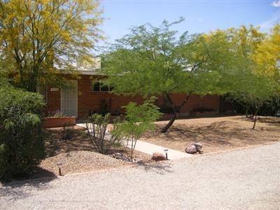 4426 E Blacklidge Dr, Tucson, AZ 85712 photo 1