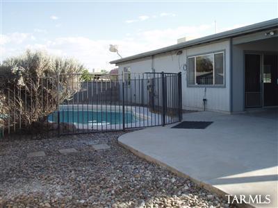 1227 E Garden Loop, Tucson, AZ 85706 photo 1