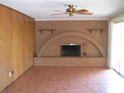9360 E Walnut Tree Cir, Tucson, AZ 85749 photo 3