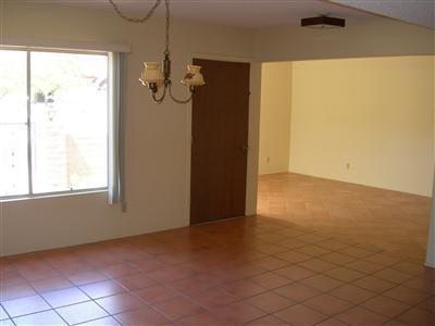 9360 E Walnut Tree Cir, Tucson, AZ 85749 photo 2