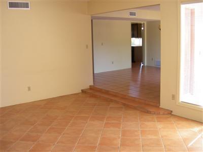 9360 E Walnut Tree Cir, Tucson, AZ 85749 photo 5