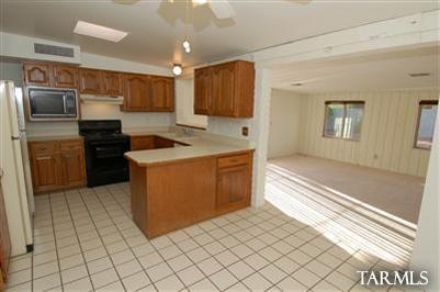 9331 E Palm Tree Dr, Tucson, AZ 85710 photo 6