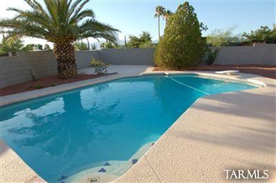 9331 E Palm Tree Dr, Tucson, AZ 85710 photo 2