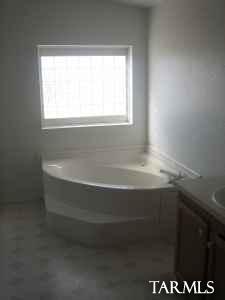 11633 S Carolyn Beach Ave, Vail, AZ 85641 photo 5
