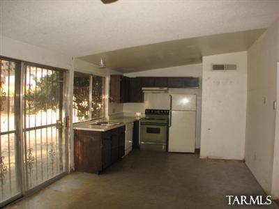 9461 E 39 St, Tucson, AZ 85730 photo 2