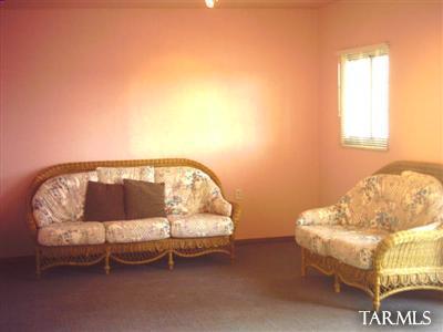 32 E Bilby Rd, Tucson, AZ 85706 photo 2