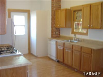 601 E Mabel St, Tucson, AZ 85705 photo 7