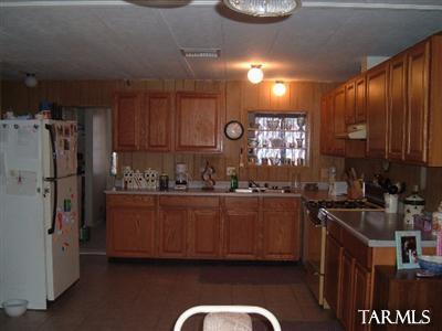 420 Mecham Dr, Saint David, AZ 85630 photo 5