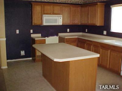 5984 E Tercel Dr, Tucson, AZ 85706 photo 6