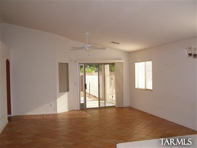 8966 E Maxwell Dr, Tucson, AZ 85747 photo 6