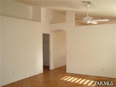 8966 E Maxwell Dr, Tucson, AZ 85747 photo 5