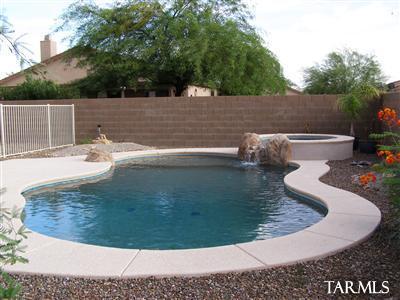 8966 E Maxwell Dr, Tucson, AZ 85747 photo 2