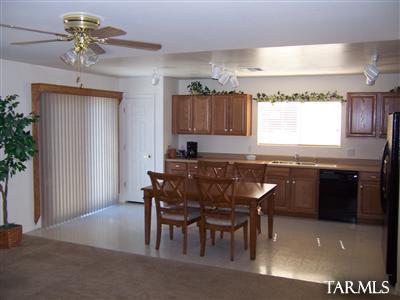6935 S Martlet, Tucson, AZ 85706 photo 6