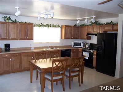 6935 S Martlet, Tucson, AZ 85706 photo 7