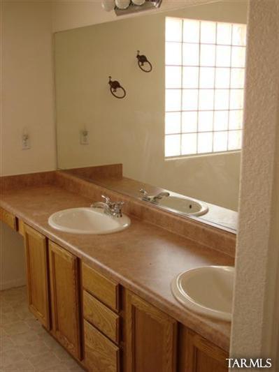 260 S Charleston Ave, Vail, AZ 85641 photo 8