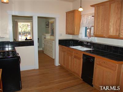 615 E Mabel St, Tucson, AZ 85705 photo 4