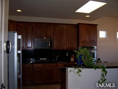 10533 S Coyote Melon Loop, Vail, AZ 85641 photo 4