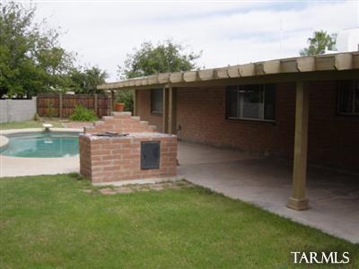 7641 N Saffron Ave, Tucson, AZ 85741 photo 1