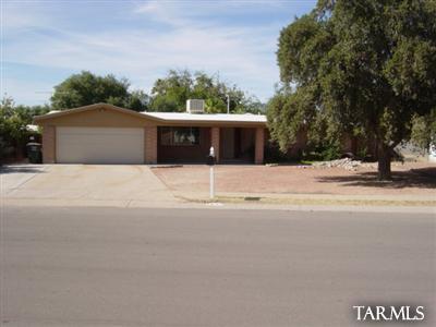 7641 N Saffron Ave, Tucson, AZ 85741 photo 4