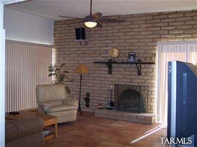 9842 E Skyview Dr, Tucson, AZ 85748 photo 4
