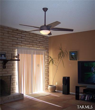 9842 E Skyview Dr, Tucson, AZ 85748 photo 3