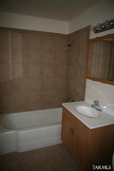6052 E Beverly St, Tucson, AZ 85711 photo 8