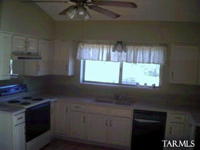 581 E Montgomery Ave, Vail, AZ 85641 photo 3