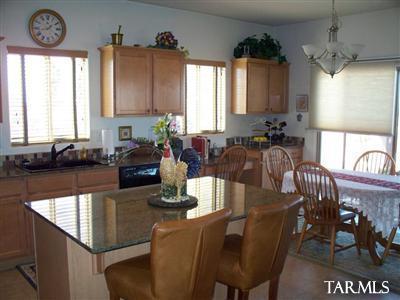 384 S Blue River Loop, Vail, AZ 85641 photo 4