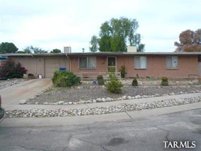 7825 E Hackberry Pl, Tucson, AZ 85730 photo 1