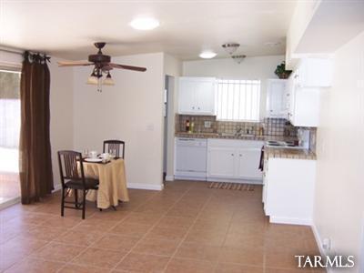 8724 E 29th St, Tucson, AZ 85710 photo 2