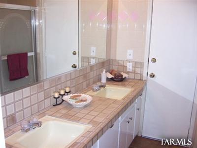 8724 E 29th St, Tucson, AZ 85710 photo 5