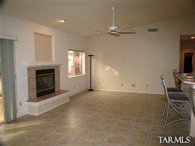 8656 E Getsinger Ln, Tucson, AZ 85747 photo 7
