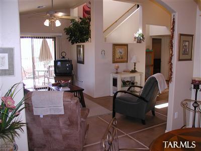 9441 E Lilly Bay Loop, Tucson, AZ 85710 photo 6