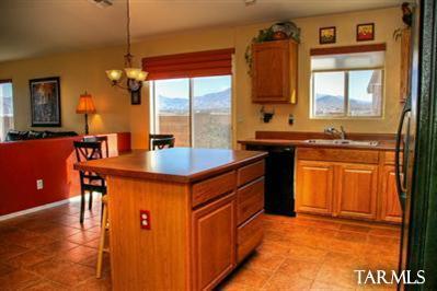 10897 S Arrowhead Spring Dr, Vail, AZ 85641 photo 4