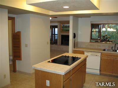 1984 E Campbell Ter, Tucson, AZ 85718 photo 4