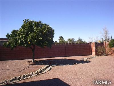 9399 E Myra Dr, Tucson, AZ 85730 photo 5
