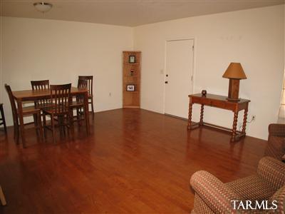 246 E Hadley St, Tucson, AZ 85705 photo 2