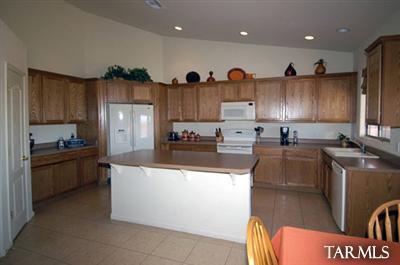 14076 E Lazy Jake Ln, Vail, AZ 85641 photo 6