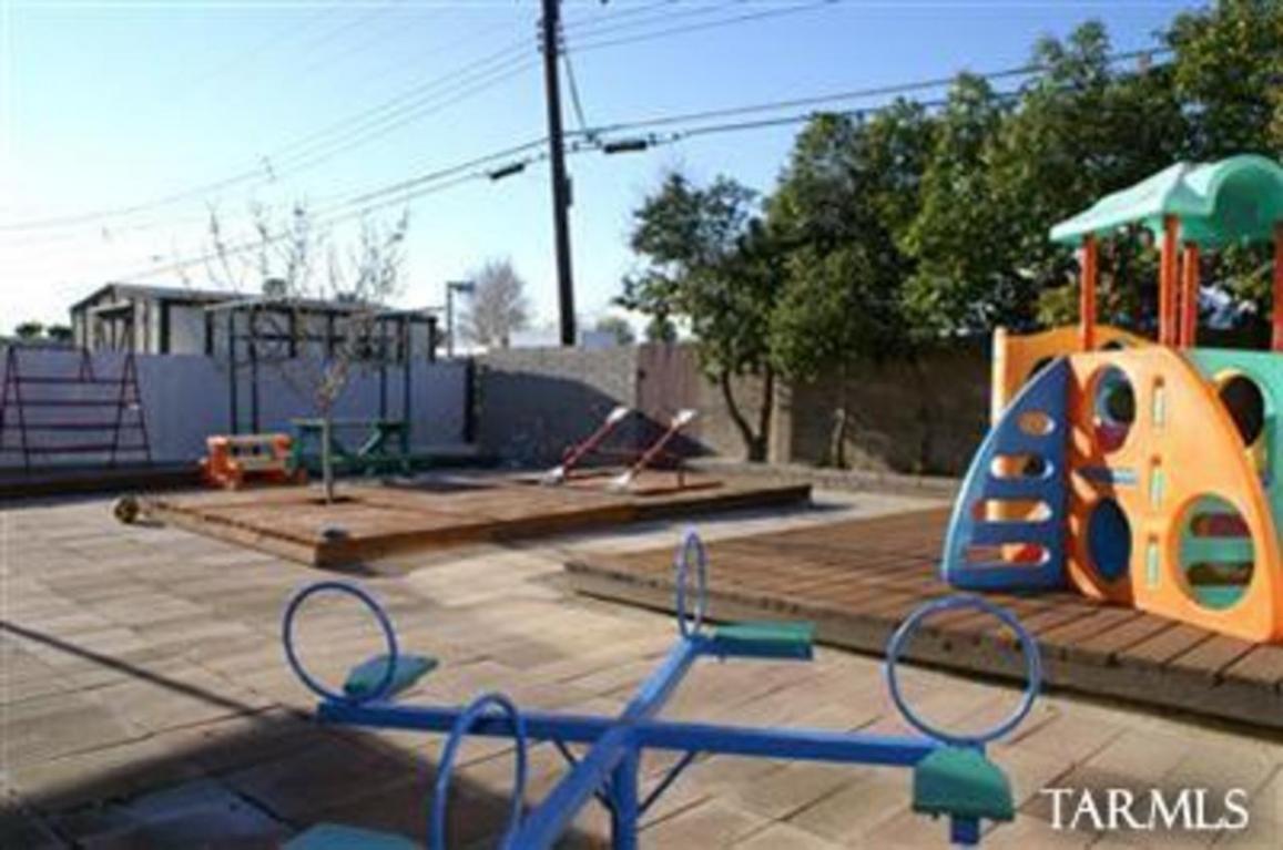 8351 E Cooper Pl, Tucson, AZ 85710 photo 17