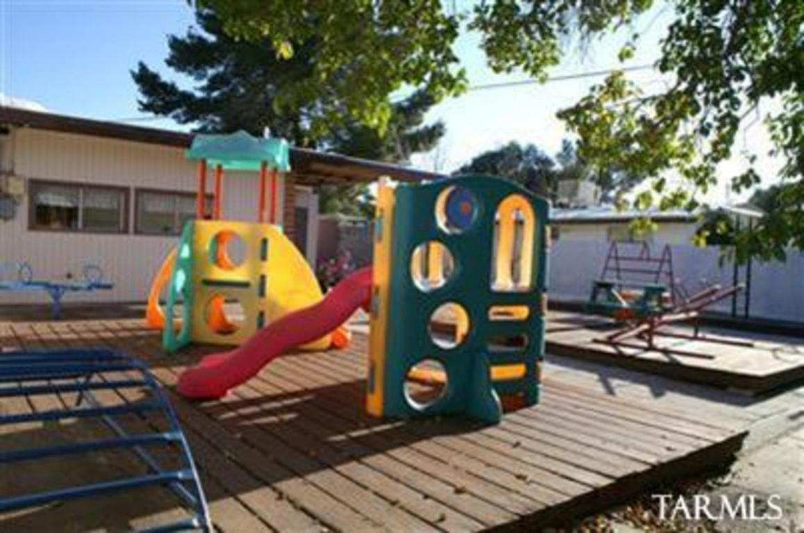 8351 E Cooper Pl, Tucson, AZ 85710 photo 18