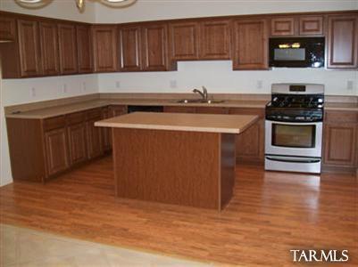 326 E 30th St, Tucson, AZ 85713 photo 4