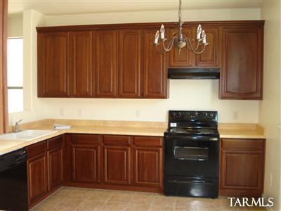 6967 S Blue Eyes Ln, Tucson, AZ 85706 photo 2